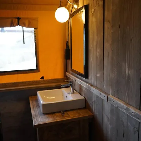 Glamperen Met Eigen Badkamer In De Peel Voor 6 Pers Happy
