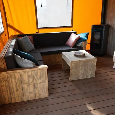 Glamperen Met Eigen Badkamer In De Peel Voor 6 Pers Happy אוהל מפואר