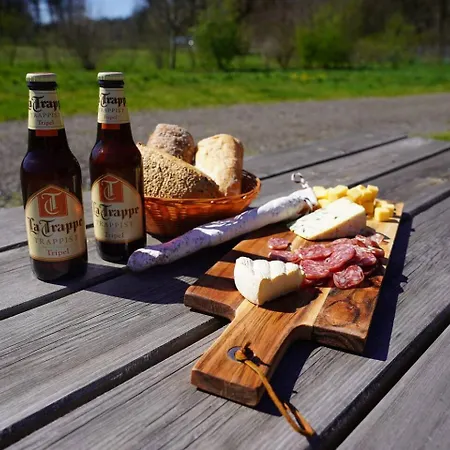 Glamperen Met Eigen Badkamer In De Peel Voor 6 Pers Happy Luxuszelt Behelp