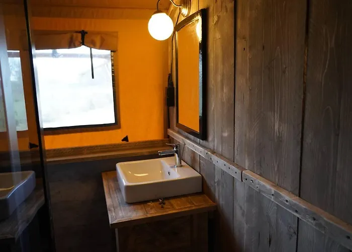 Glamperen Met Eigen Badkamer In De Peel Voor 6 Pers Happy