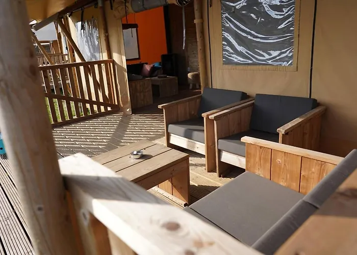 Glamping Glamperen Met Eigen Badkamer In De Peel Voor 6 Pers Happy Behelp